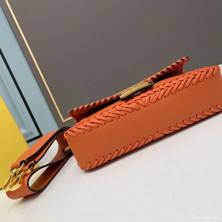 Affordable Orange Baguette Fendi Leather Stitching Medium In Bag 0822